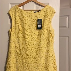 Yellow scalloped edge dress